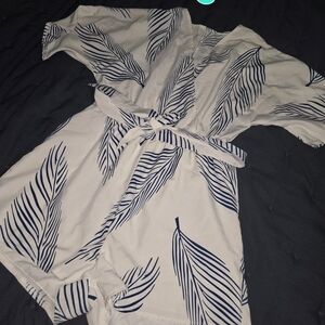 SHEIN White and Navy Leaf Print Romper